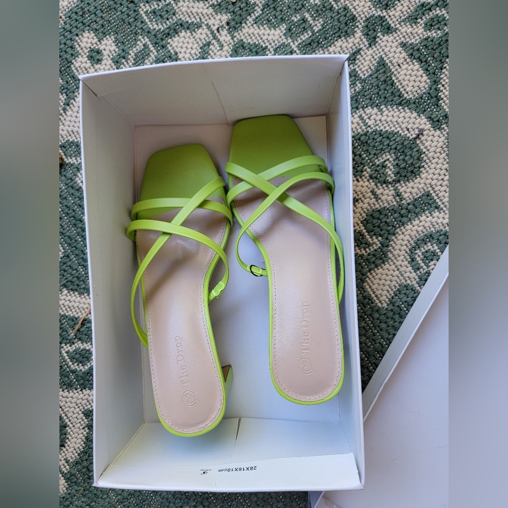 NIB / Nwt Amazon The Drop Amelie Lime Green Strappy Heel Sandals 7 US